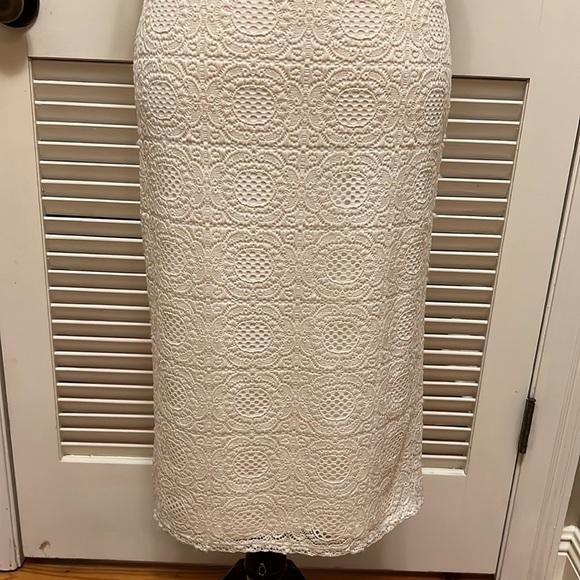 120. June & Hudson Lace Dress in Cream, Size Small - Picture 8 of 17